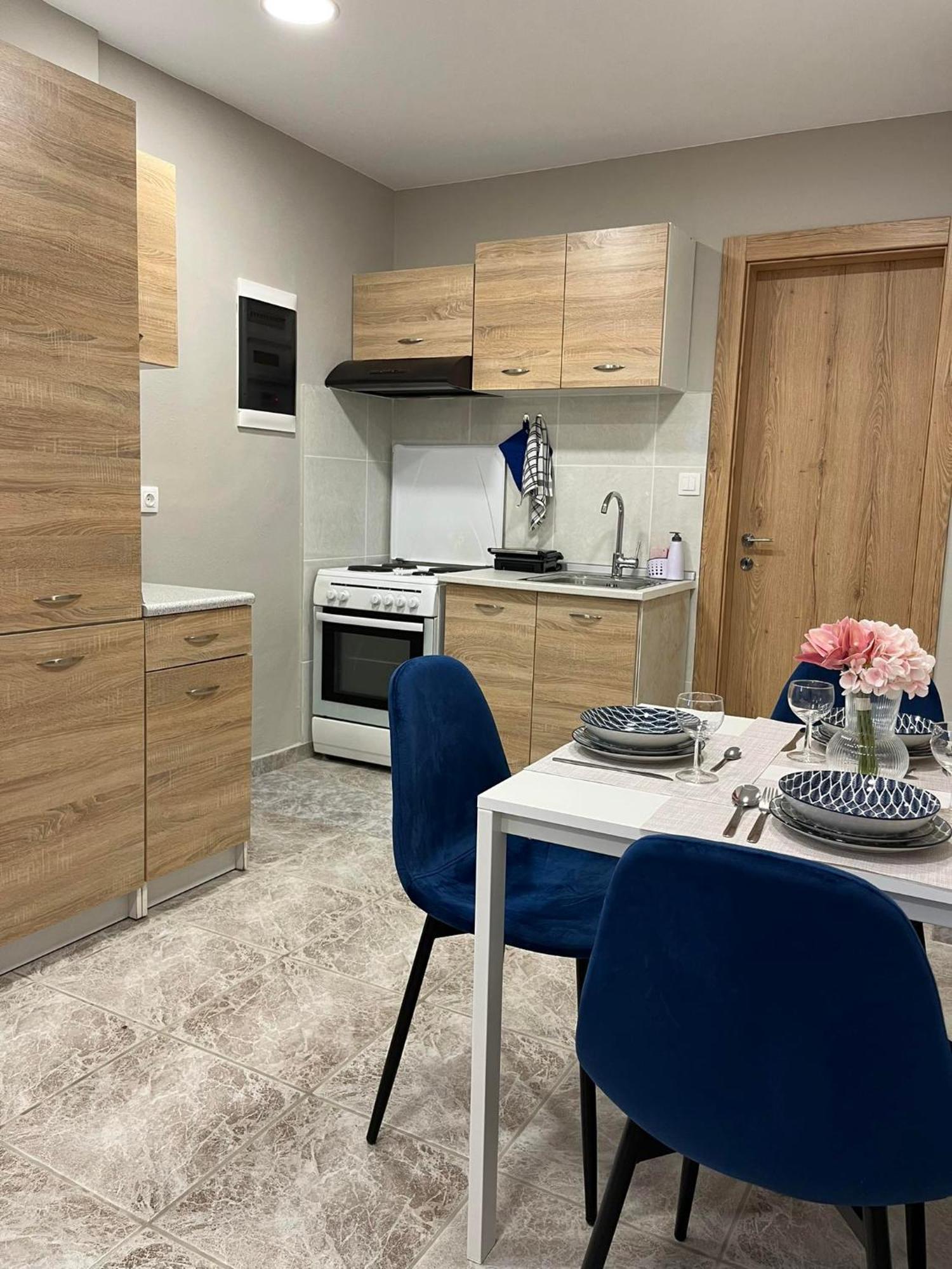 Sapphire Home Ixia  Extérieur photo