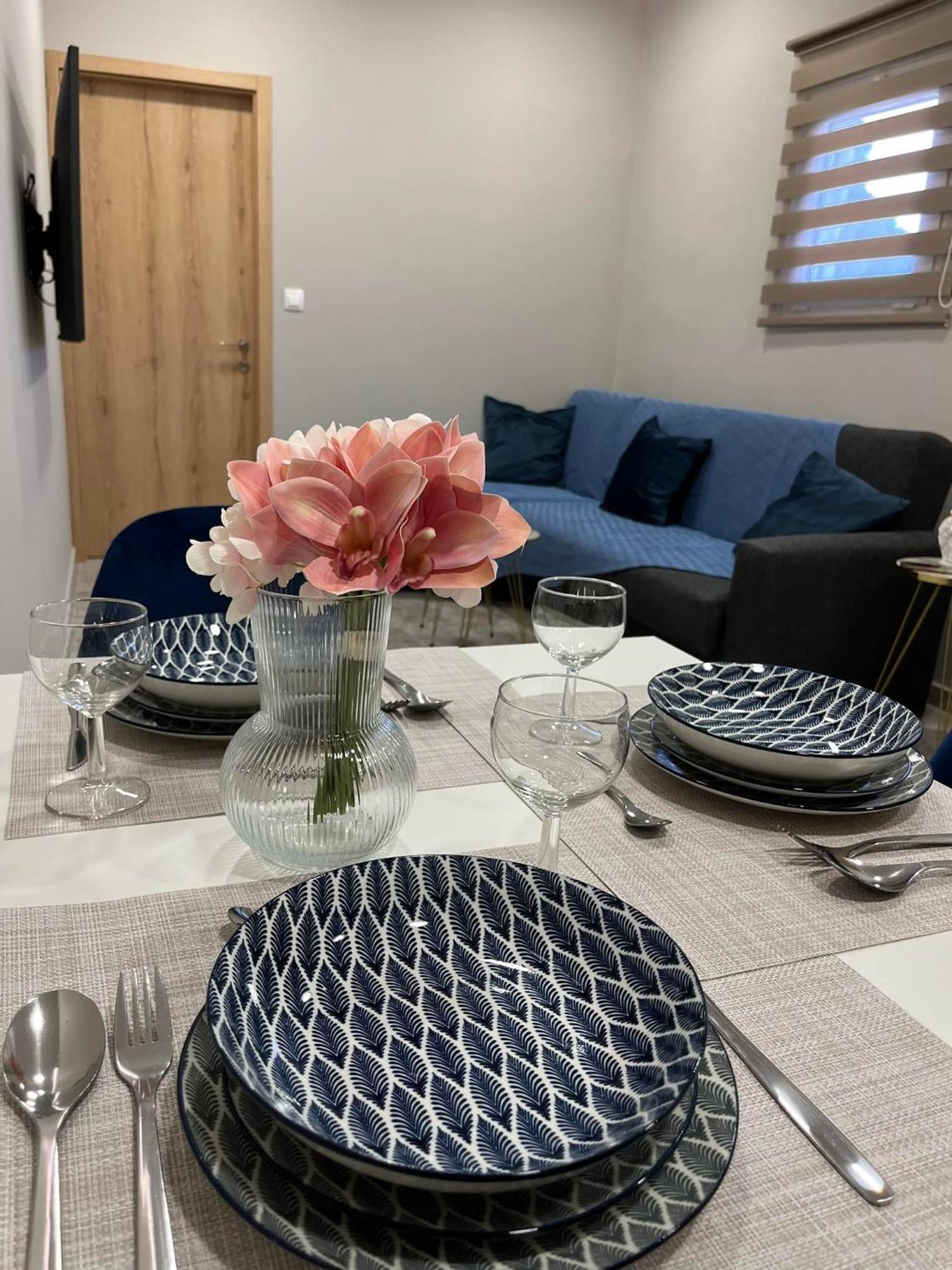 Sapphire Home Ixia  Extérieur photo